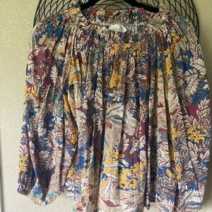 The‎ Great. The Prim Top Cotton floral smocked Women's Top size 2-medium